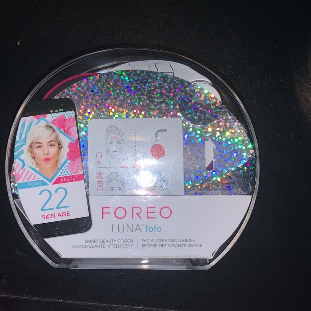 FOREO Smart Facial Cleansing Brush